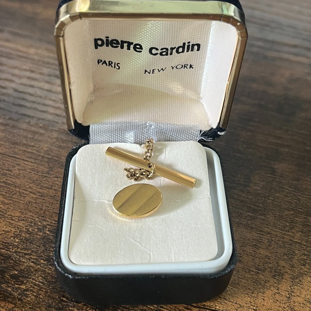 Pierre Cardin Gold Lapel Pin